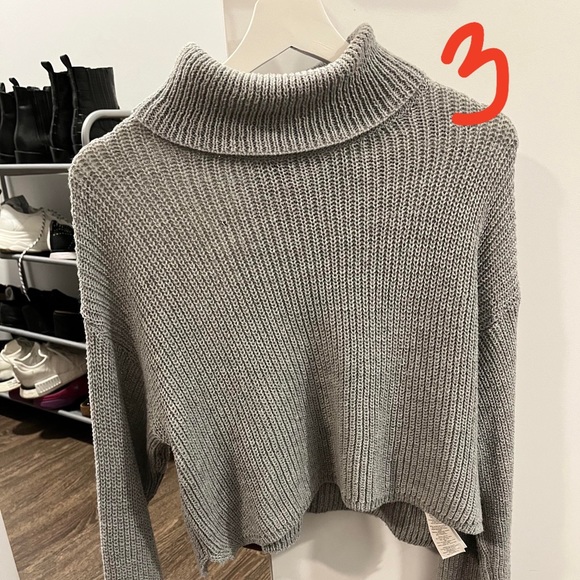 Closet clean out - tops - Picture 3 of 10